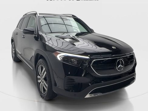 Used 2023 Mercedes-Benz EQB 300 4MATIC image 2
