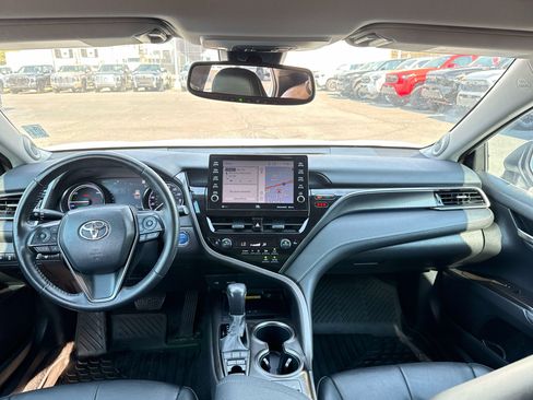 Used 2022 Toyota Camry XSE w/ Navigation Upgrade Package FWD image 15