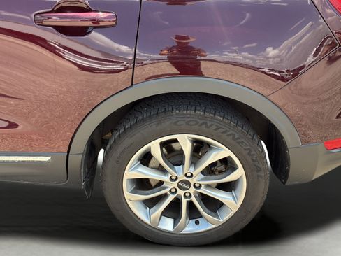 Used 2018 Lincoln MKC Select FWD image 40