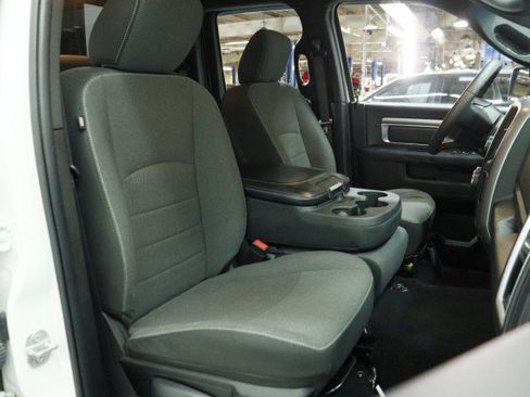 Used 2022 RAM 1500 Warlock AWD/4WD image 24