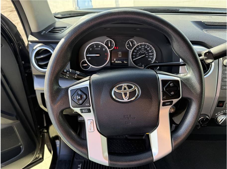 Used 2017 Toyota Tundra SR5 AWD/4WD image 26