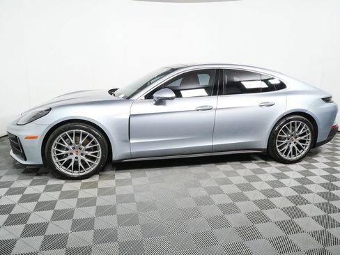 Certified 2024 Porsche Panamera 4 AWD/4WD image 2