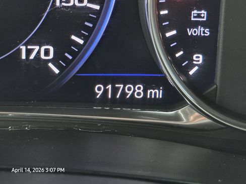 Used 2023 Chevrolet Traverse Premier w/ Redline Edition FWD image 33