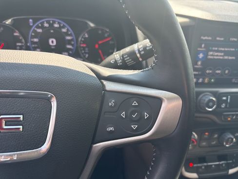 Used 2022 GMC Terrain Denali w/ Denali Premium Package AWD/4WD image 15
