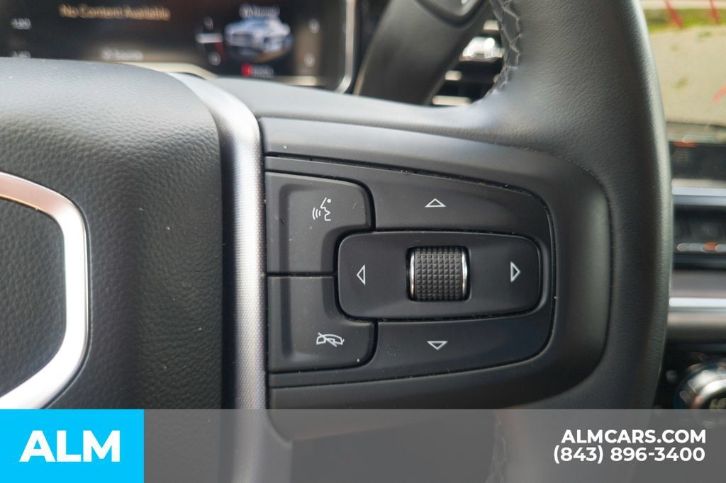 Used 2025 GMC Sierra 1500 SLT RWD image 10