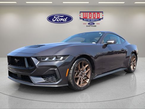 Used 2024 Ford Mustang GT Premium RWD image 7