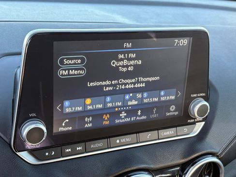 Certified 2024 Nissan Sentra SV image 25