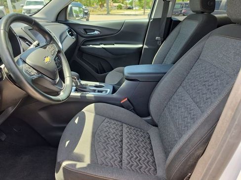 Used 2024 Chevrolet Equinox LT AWD/4WD image 14