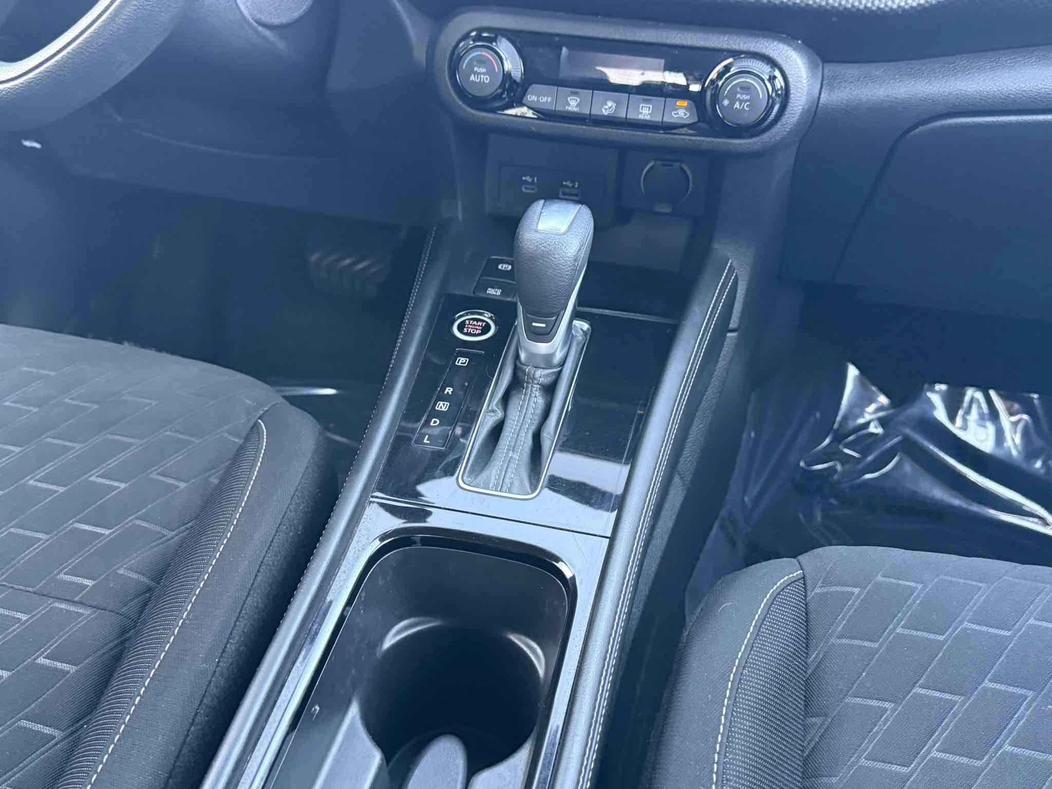Used 2022 Nissan Kicks SV FWD image 58