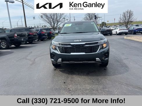 Certified 2024 Kia Seltos S image 4