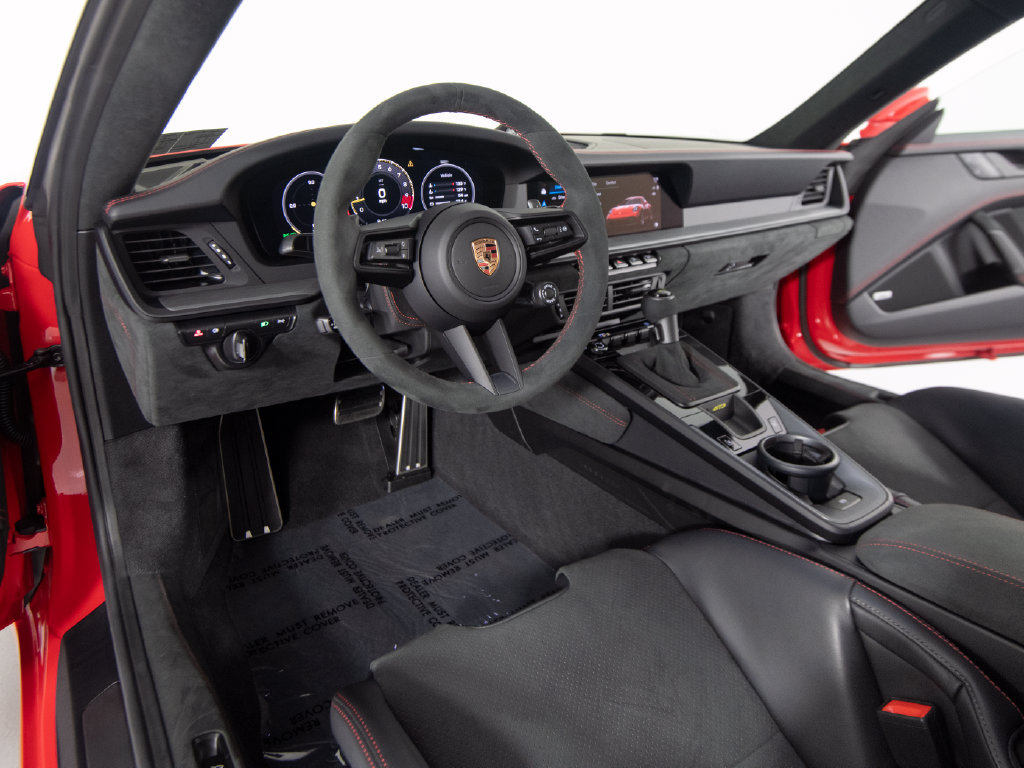 Certified 2026 Porsche 911 GT3 RWD image 4