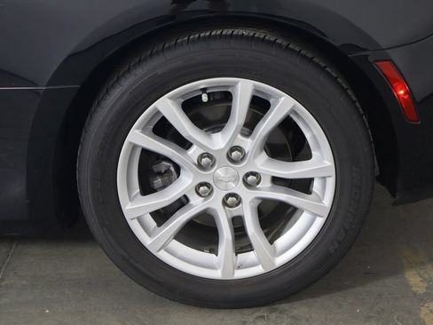 Used 2020 Chevrolet Camaro LS RWD image 36