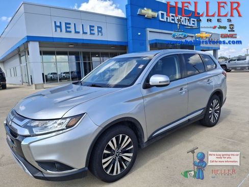Used 2019 Mitsubishi Outlander SE FWD image 1