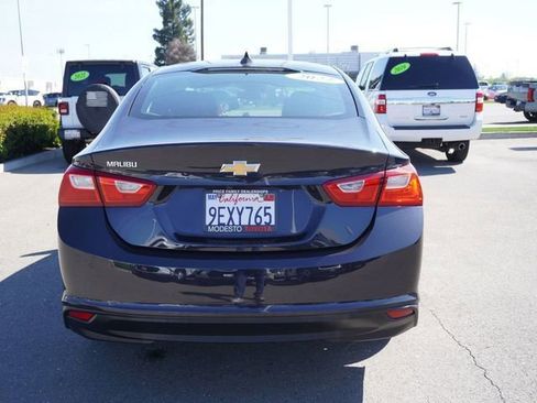 Used 2022 Chevrolet Malibu LS w/ Driver Confidence Package II image 9