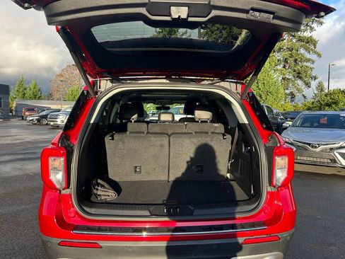 Used 2023 Ford Explorer Limited w/ Class IV Trailer Tow Package image 24