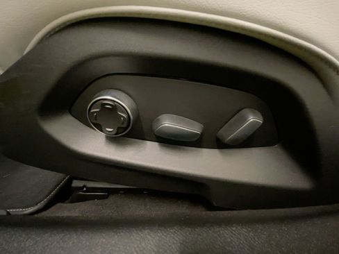 Used 2023 Chevrolet Corvette Stingray Preferred Conv w/ Z51 Performance Package image 14