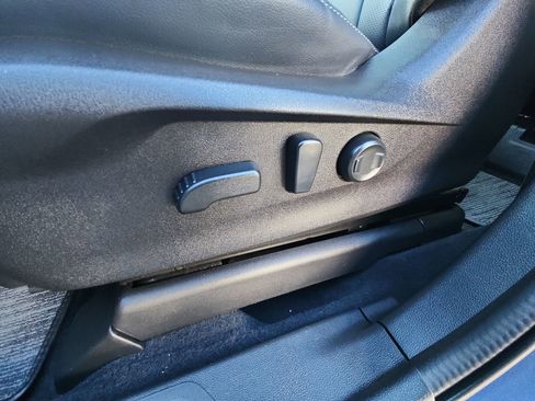 Used 2022 Subaru Ascent Limited w/ Technology Package image 14