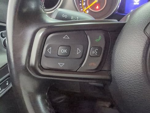Used 2022 Jeep Gladiator Sport AWD/4WD image 13