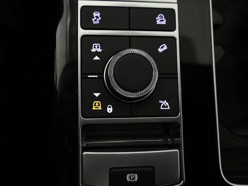 Used 2021 Land Rover Range Rover SV Autobiography Dynamic image 65