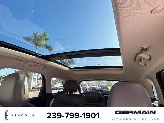 Used 2024 Lincoln Corsair Reserve w/ Equipment Group 201A AWD/4WD image 12