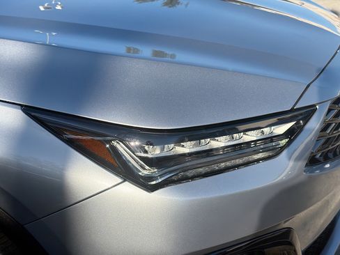 Used 2025 Acura MDX A-Spec image 35