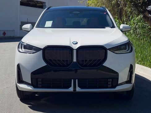 New 2026 BMW X3 xDrive30 w/ Premium Package image 3