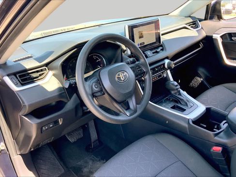 Used 2025 Toyota RAV4 XLE FWD image 17