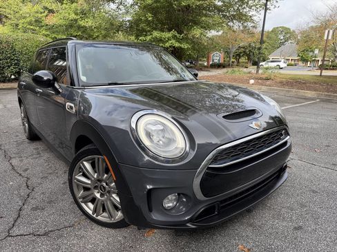 Used 2017 MINI Cooper Clubman S image 2