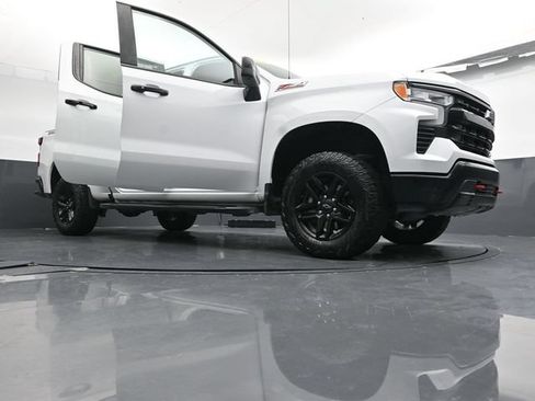 Used 2024 Chevrolet Silverado 1500 LT Trail Boss w/ Protection Package AWD/4WD image 50