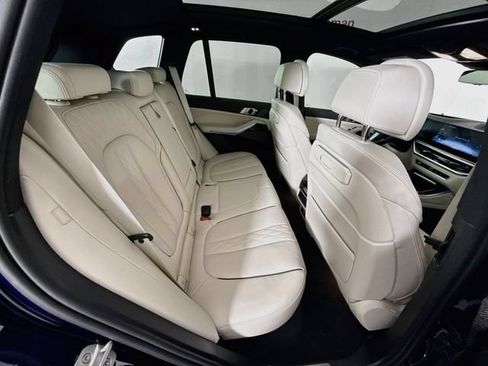 Used 2025 BMW X5 xDrive50e w/ M Sport Package AWD/4WD image 29