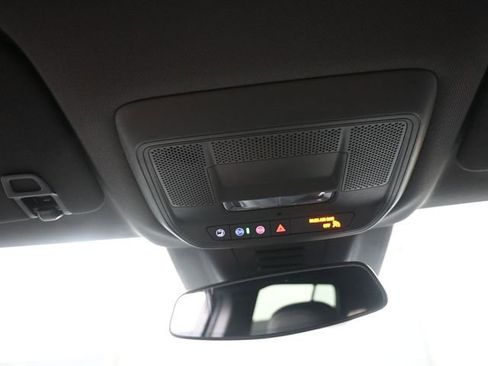 Used 2024 Chevrolet Equinox EV RS image 12