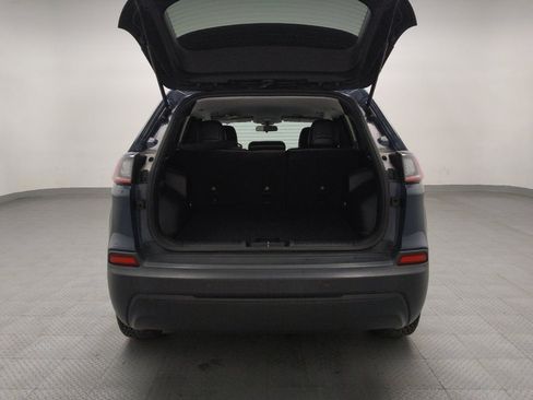 Used 2020 Jeep Cherokee Latitude Plus image 29