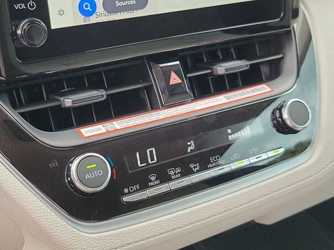 New 2026 Toyota Corolla Cross LE FWD image 25