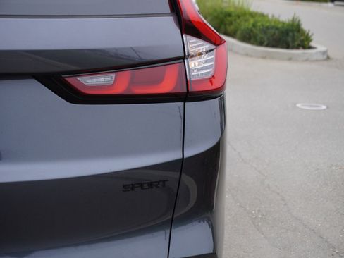 Used 2025 Honda CR-V Sport-L image 11