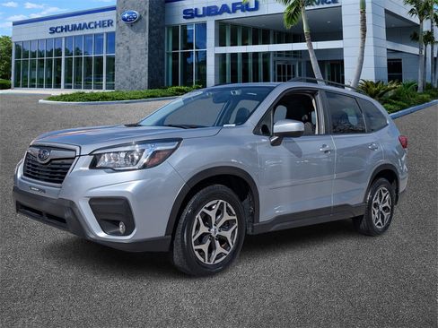Used 2020 Subaru Forester Premium image 3