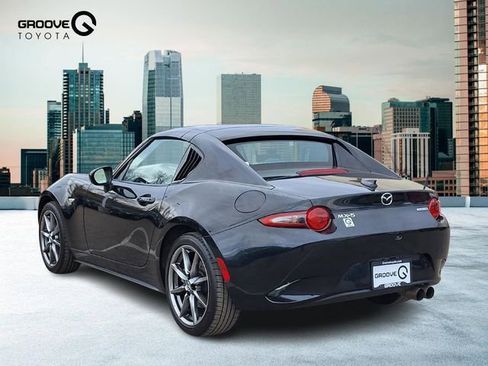 Used 2021 MAZDA MX-5 Miata RF Grand Touring image 3