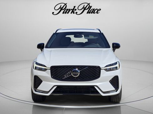 Used 2026 Volvo XC60 B5 Plus w/ Protection Package Premier AWD/4WD image 9