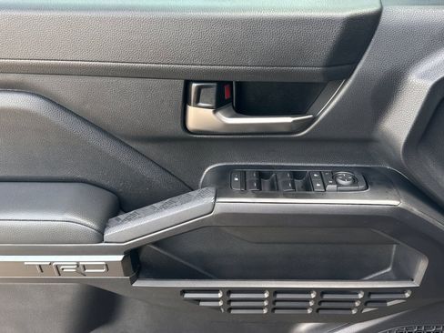 Used 2026 Toyota Tacoma TRD Off-Road w/ TRD Off Road Premium Package AWD/4WD image 11