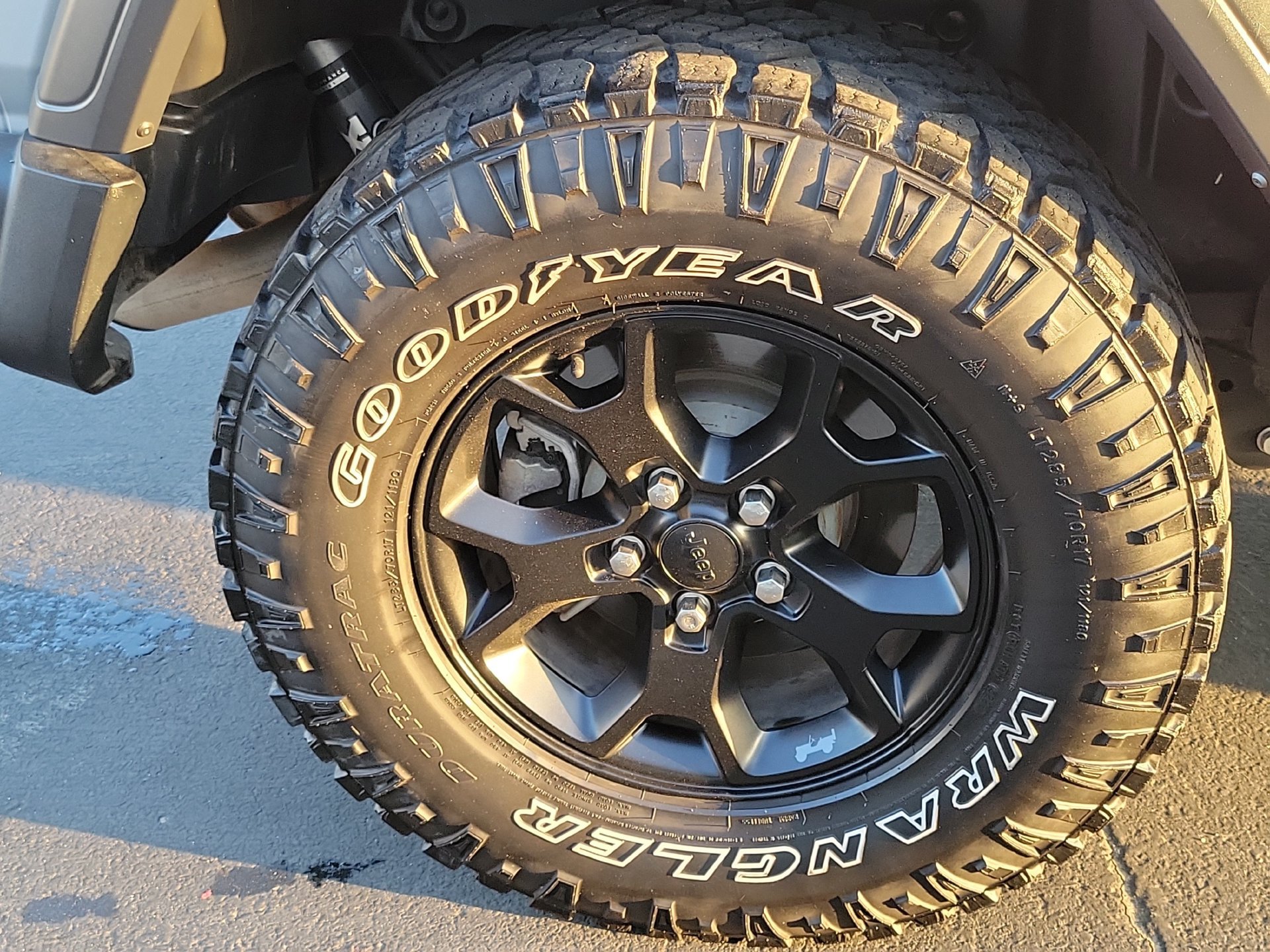 Certified 2023 Jeep Wrangler Unlimited Sport AWD/4WD image 25