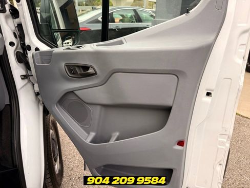 Used 2016 Ford Transit 150 XL RWD image 32