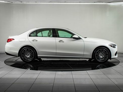 Used 2024 Mercedes-Benz C 300 4MATIC Sedan image 11
