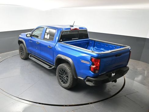 Used 2024 Chevrolet Colorado Trail Boss w/ Technology Package AWD/4WD image 21