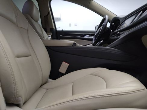 Used 2021 Buick Enclave Essence w/ Sport Touring Edition FWD image 21