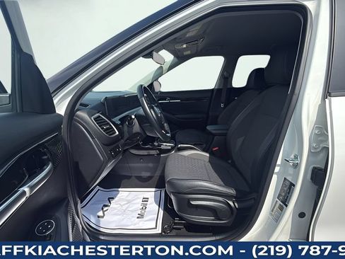 Used 2025 Kia Seltos S AWD/4WD image 22