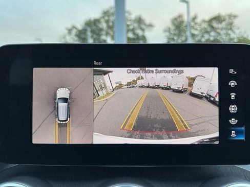 Certified 2022 Mercedes-Benz GLC 300 4MATIC image 21