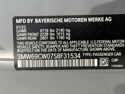 Used 2025 BMW 330i Sedan w/ M Sport Package image 19