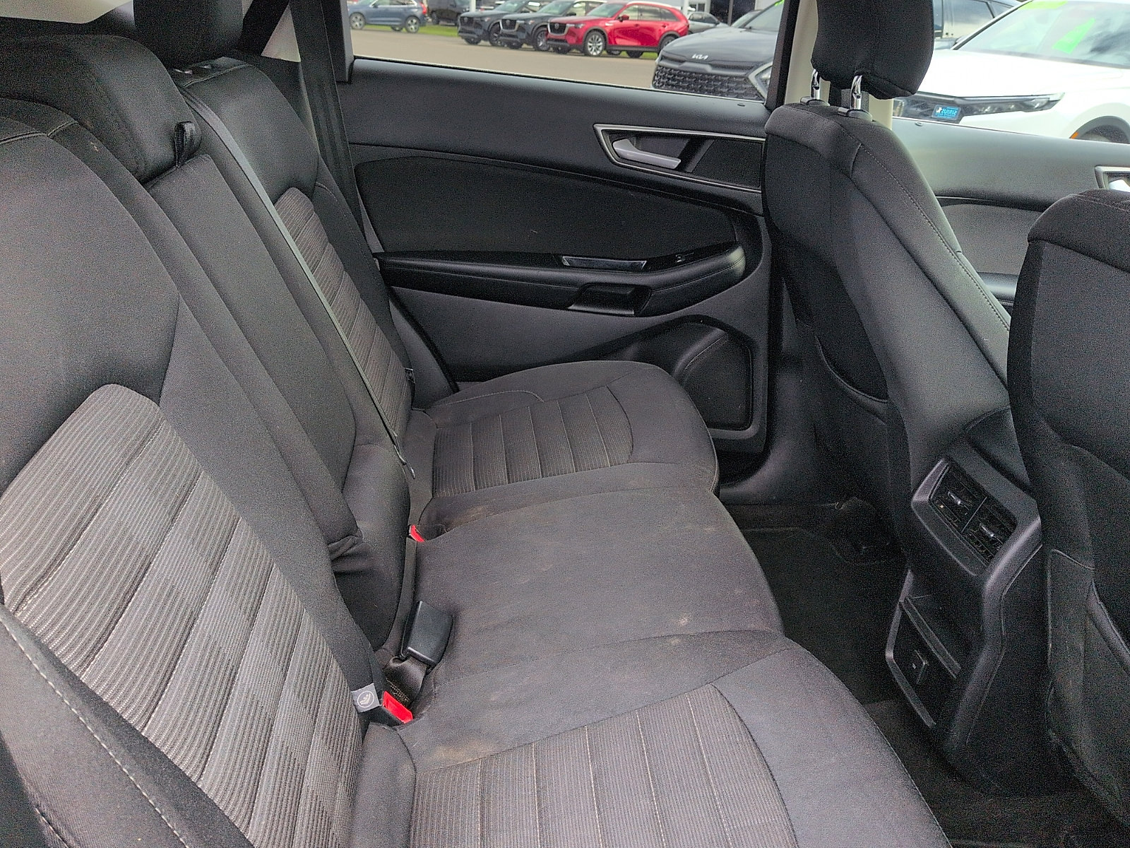 Used 2016 Ford Edge SEL FWD image 8