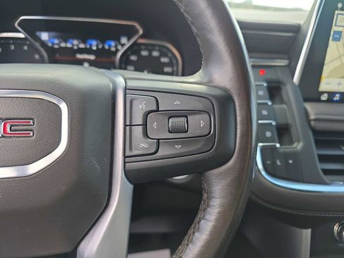 Used 2021 GMC Yukon XL SLT w/ SLT Premium Package image 24