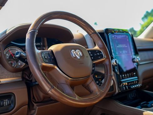 Used 2020 RAM 1500 Longhorn image 14