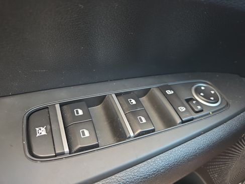 Certified 2024 Kia Forte LXS w/ LXS Technology Package FWD image 26